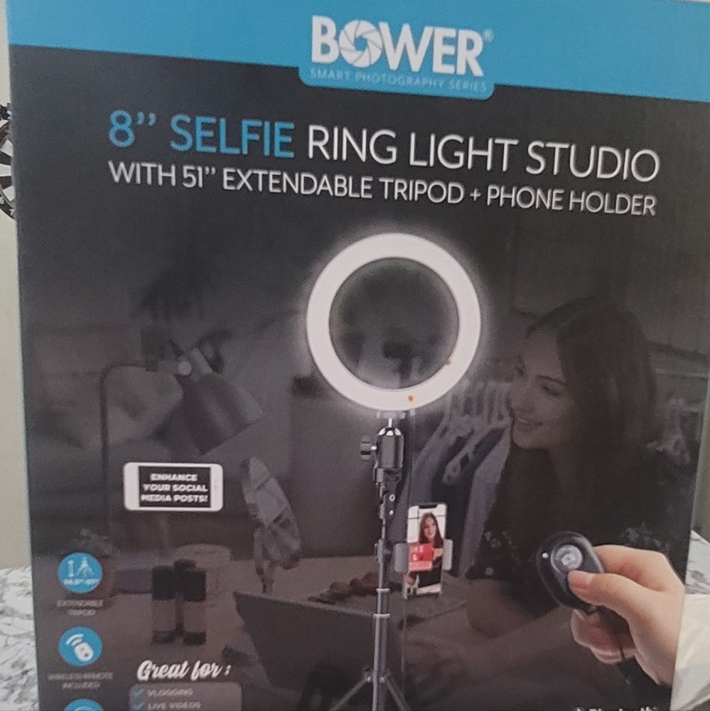 COPY - NIB Bower Selfie Ring light